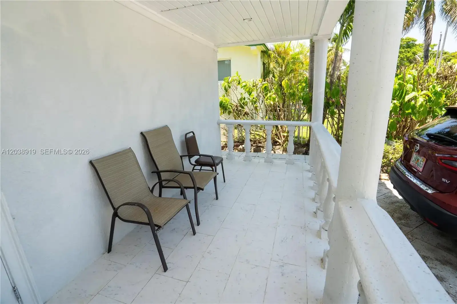 16990 NE 5th Ct # 1, North Miami Beach FL 33162 photo 2