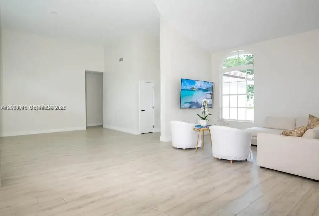 8325 NW 161st Ter, Miami Lakes FL 33016 photo 3