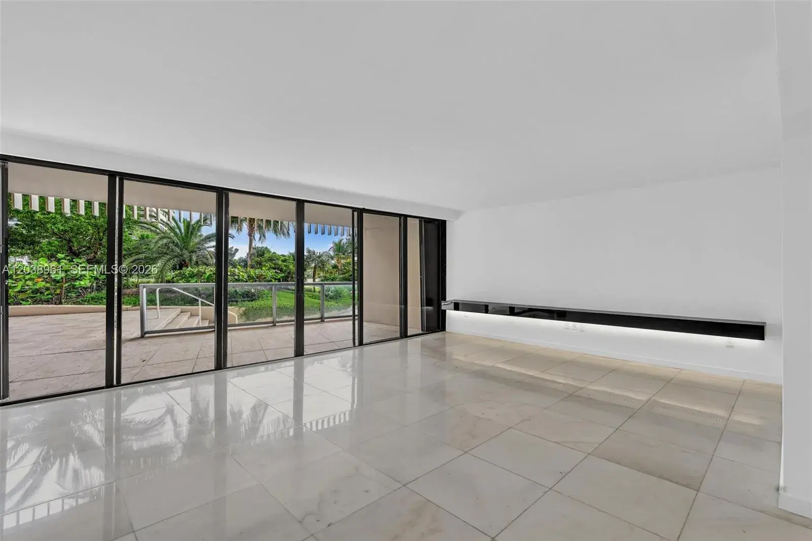 2 Grove Isle Dr # B205, Miami FL 33133