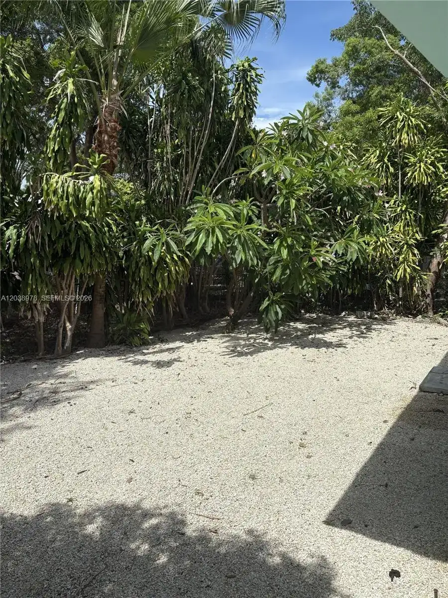 8 Jewfish Ave, Key Largo FL 33037 photo 5