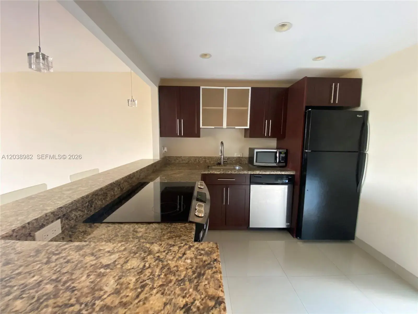 3401 N Country Club Dr # 504, Aventura FL 33180