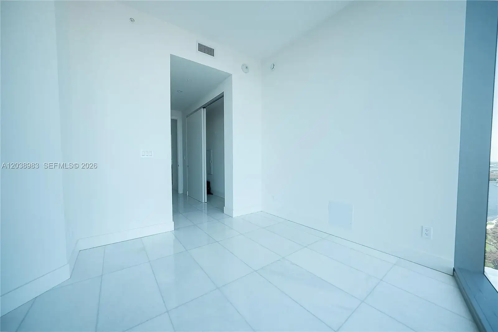 175 SE 25th Rd # 2703, Miami FL 33129 photo 2