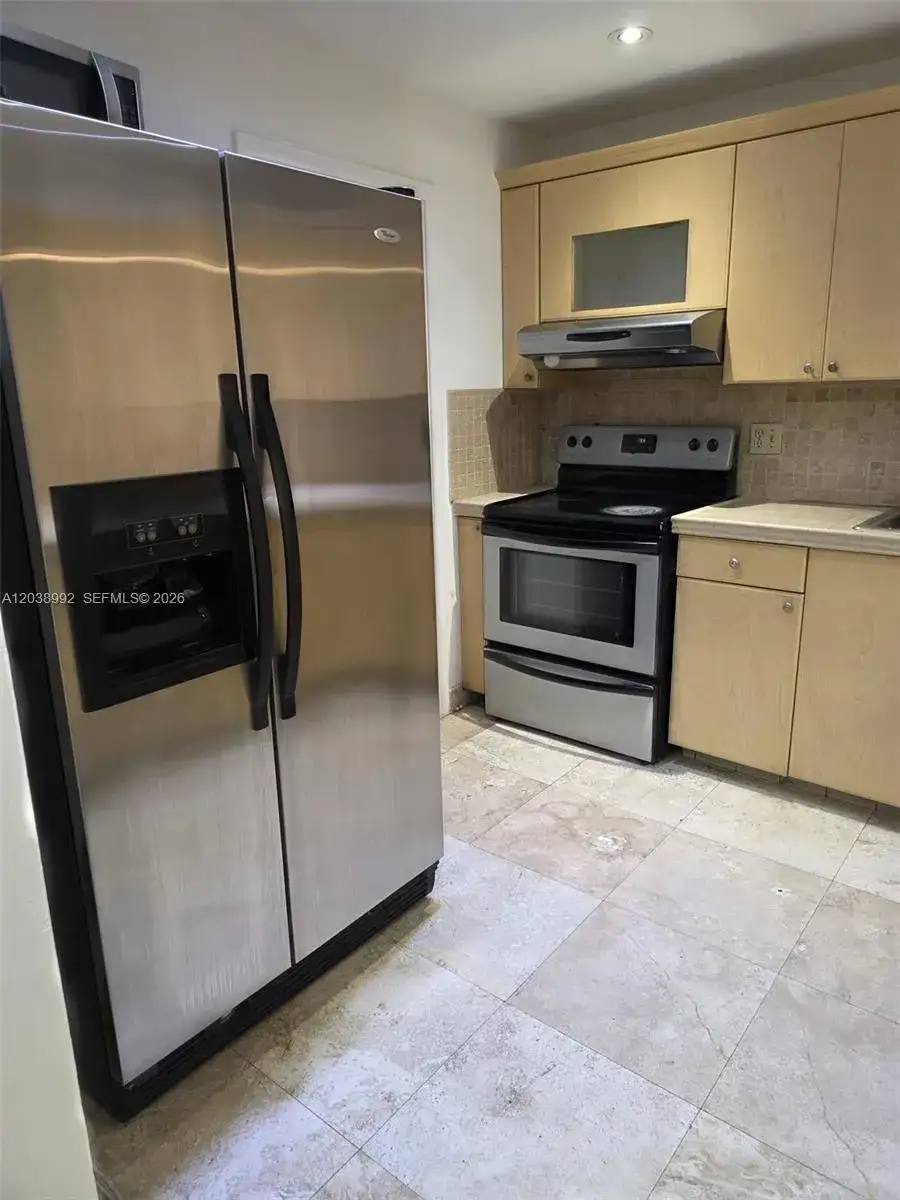 1817 S Ocean Dr # 18, Hallandale Beach FL 33009 photo 5