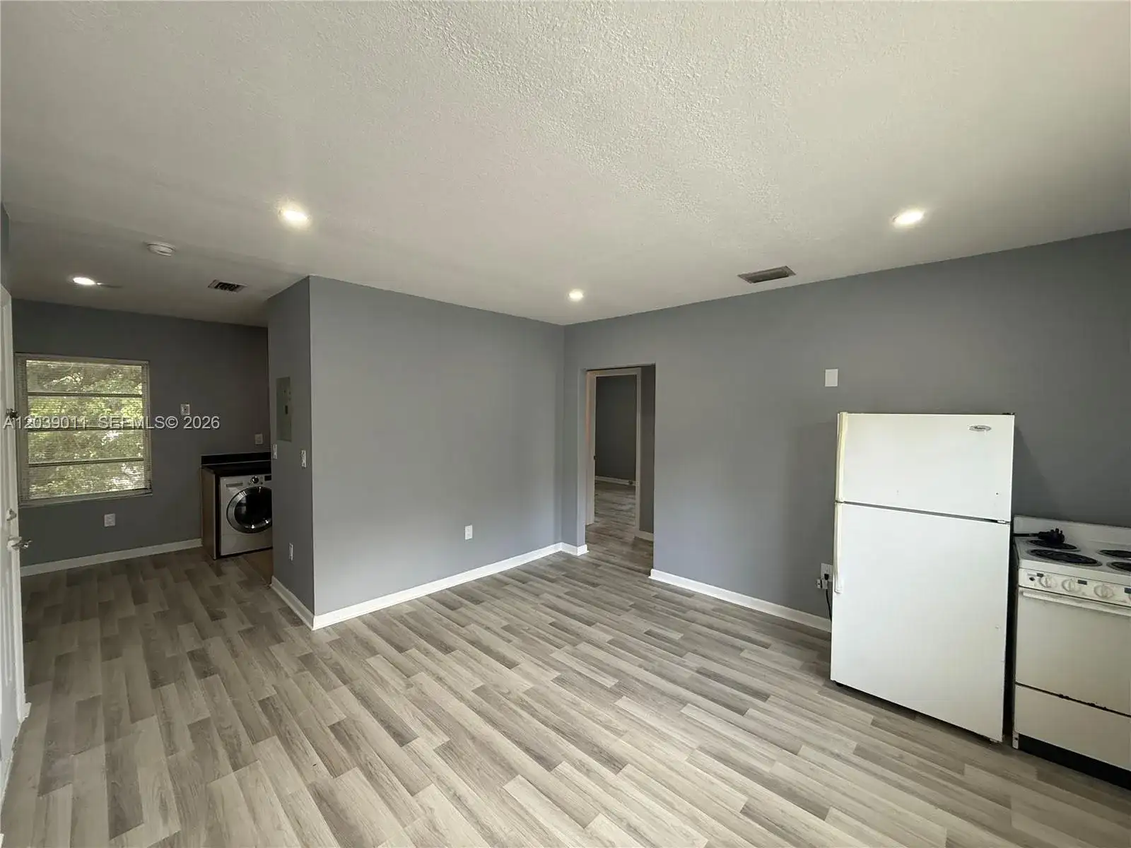 426 NE 77th St Rd # 4, Miami FL 33138 photo 5