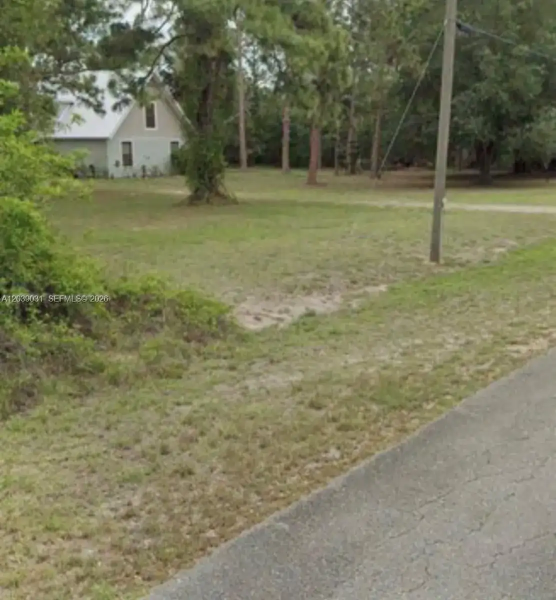 220 NE ABBOTT AVE, Fort Myers FL 33936 photo 2
