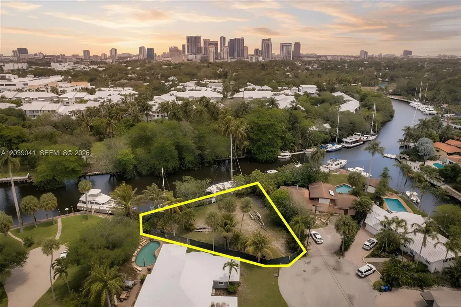 1501 SW 4th Ct, Fort Lauderdale FL 33312