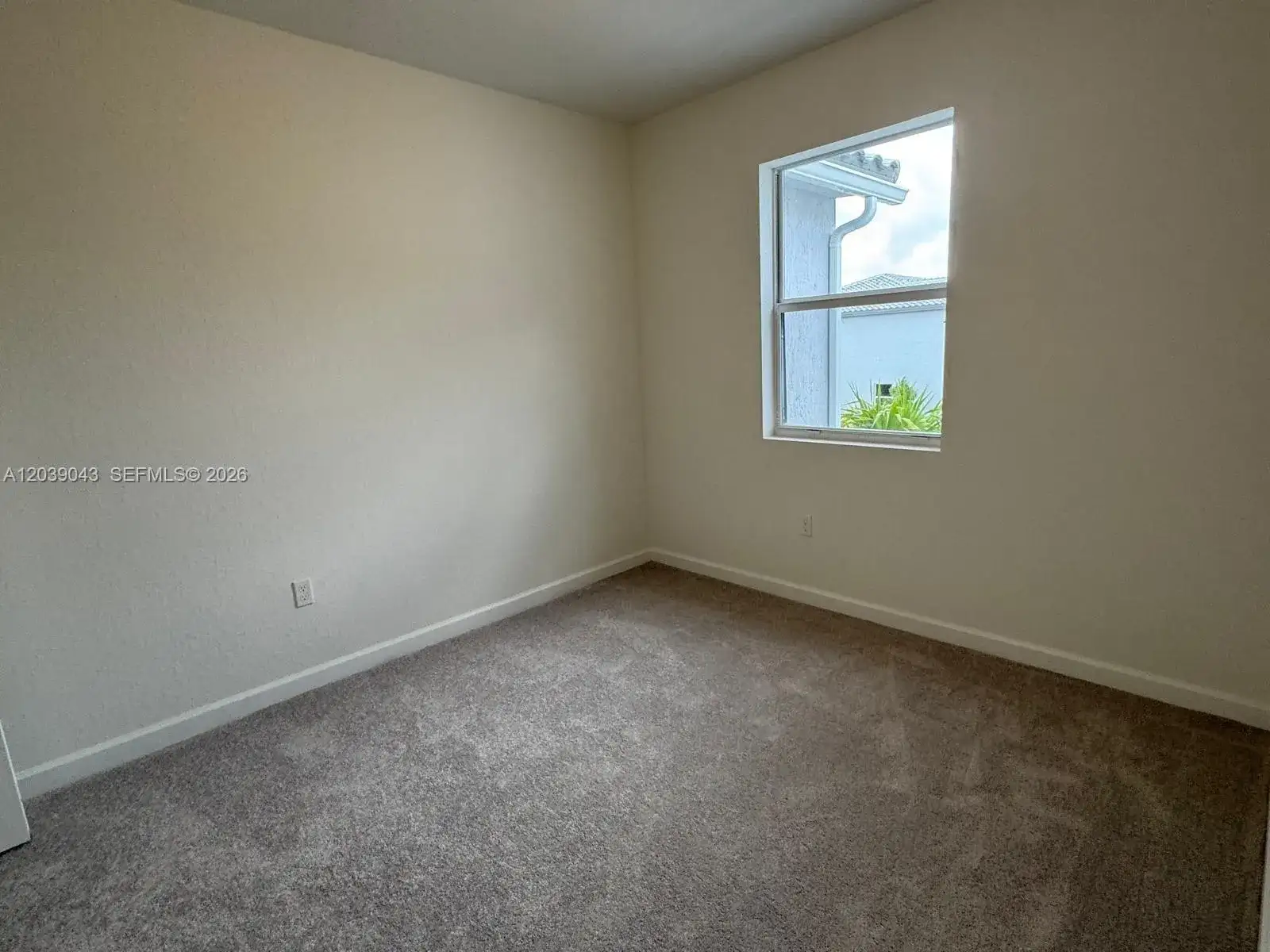 18402 SW 2nd St, Pembroke Pines FL 33029 photo 4