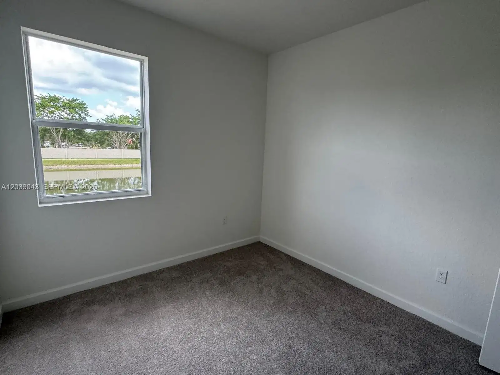 18402 SW 2nd St, Pembroke Pines FL 33029 photo 5