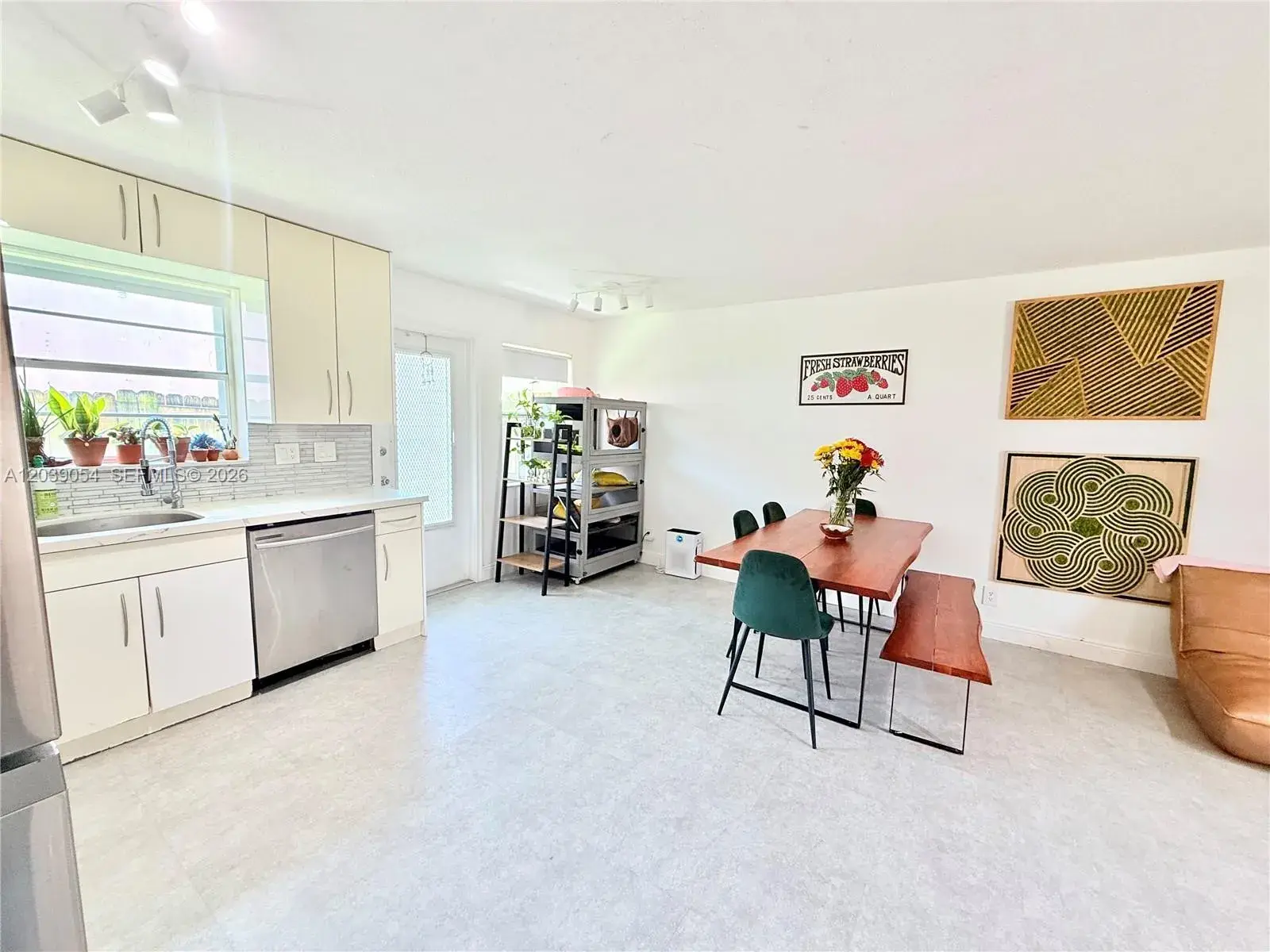 1722 Mayo St # 105, Hollywood FL 33020