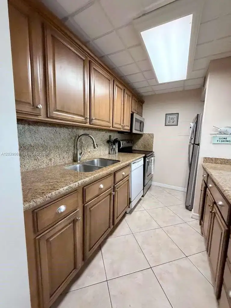 88500 Overseas Hwy # 208, Tavernier FL 33070 photo 4