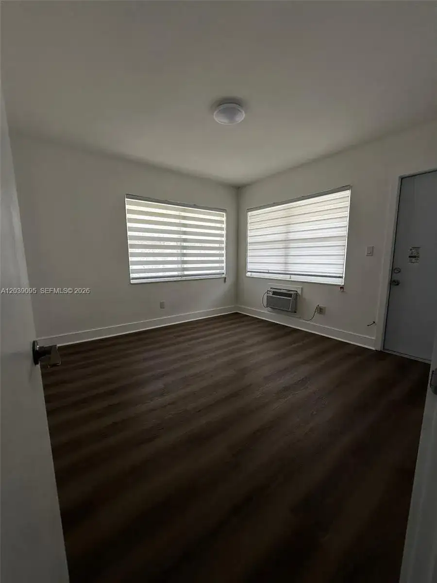 2191 NE 167th St # 1, North Miami Beach FL 33162 photo 2