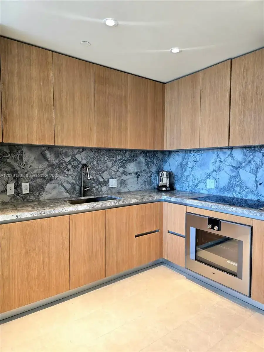 500 Alton Rd # 904, Miami Beach FL 33139 photo 5