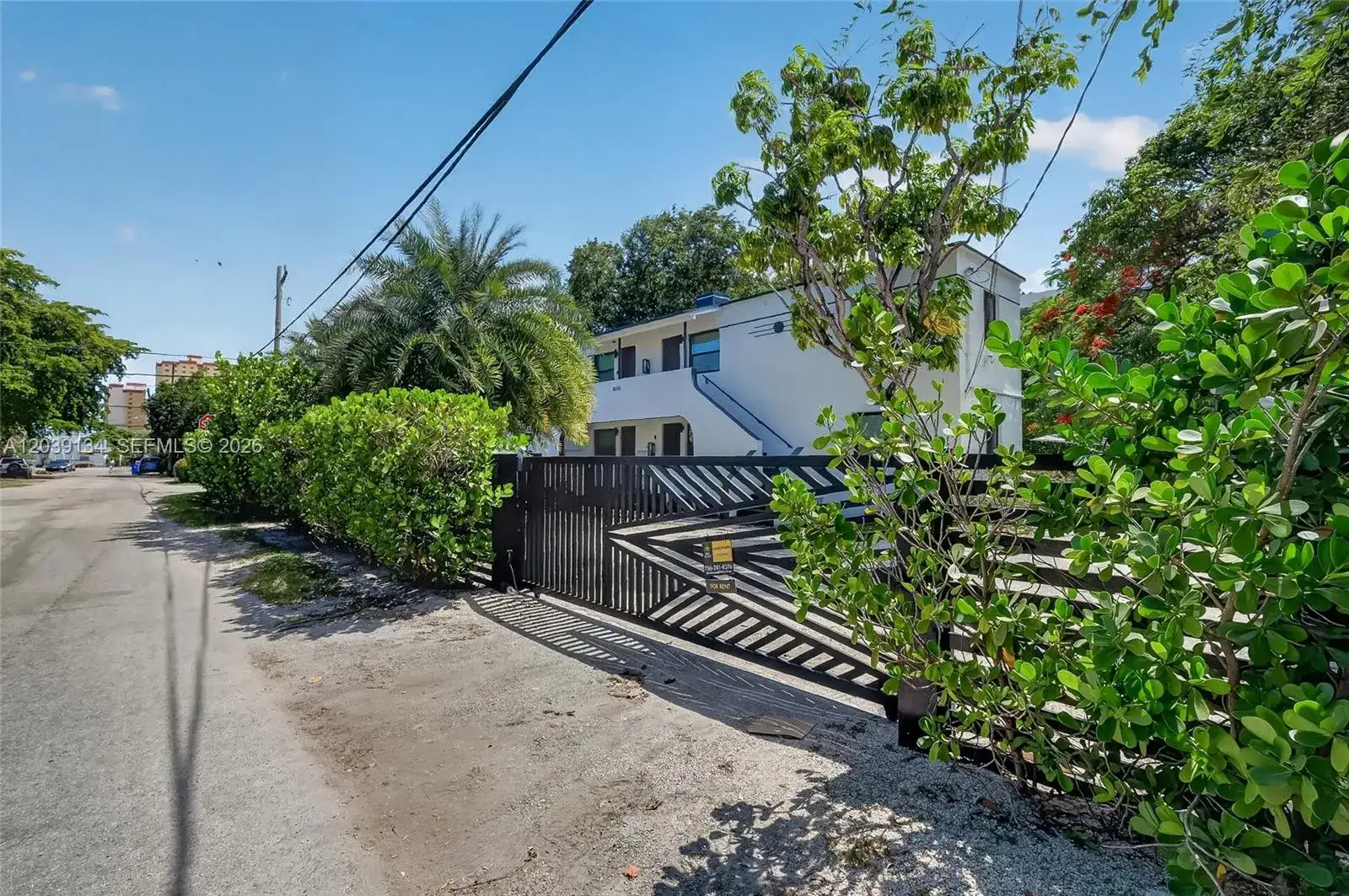 8270 NE 1st Pl # 3, Miami FL 33138 photo 4
