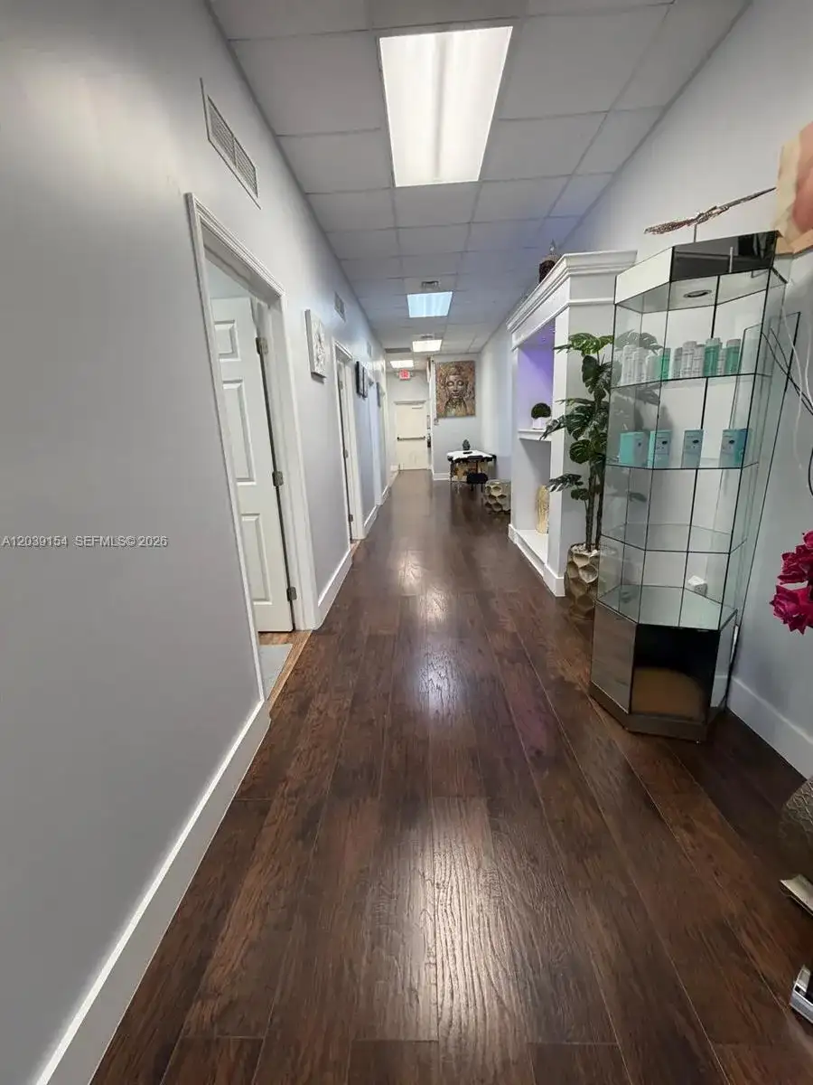 17650 NW 78th Ave, Hialeah FL 33015 photo 3