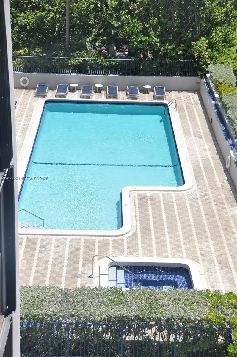 8877 Collins Ave # 507, Surfside FL 33154 photo 4