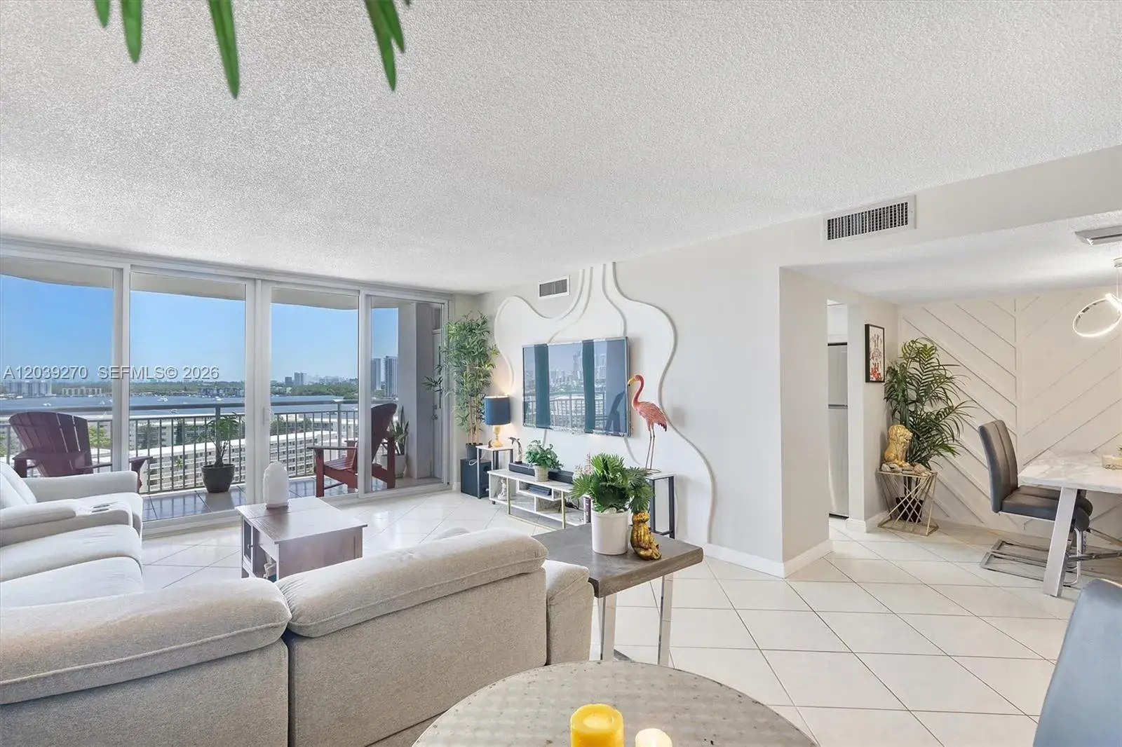 18031 Biscayne Blvd # 1401, Aventura FL 33160