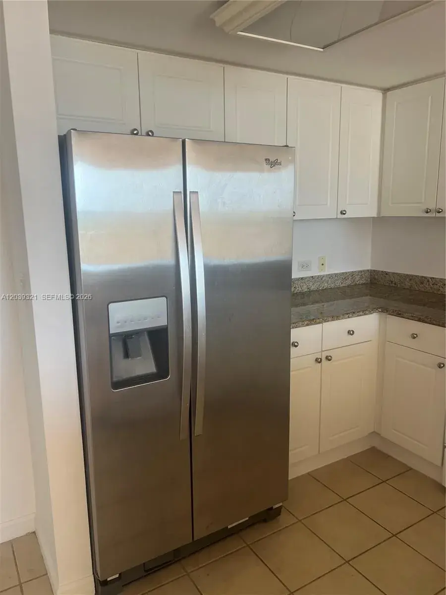 19501 W Country Club Dr # 611, Aventura FL 33180
