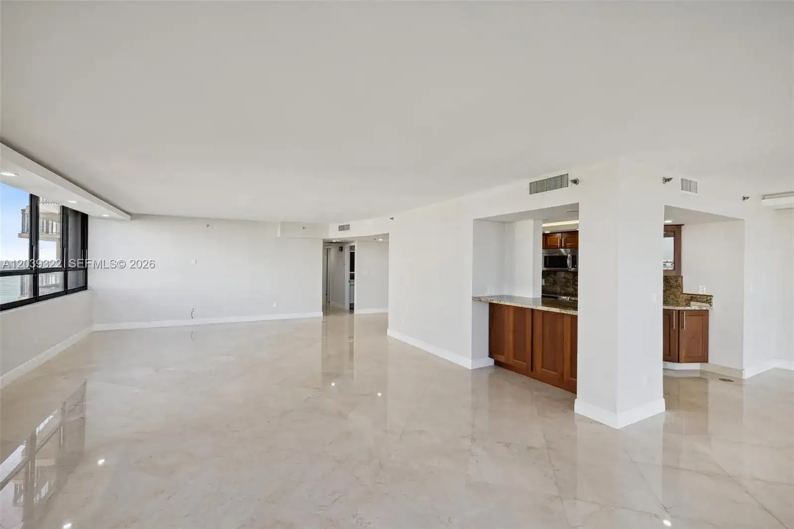 10175 Collins Ave # 907, Bal Harbour FL 33154 photo 4