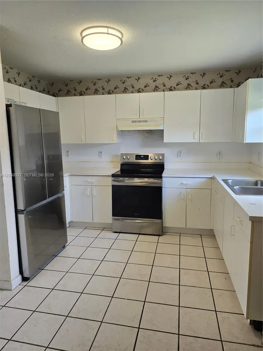 2581 NW 15th Ct, Fort Lauderdale FL 33311