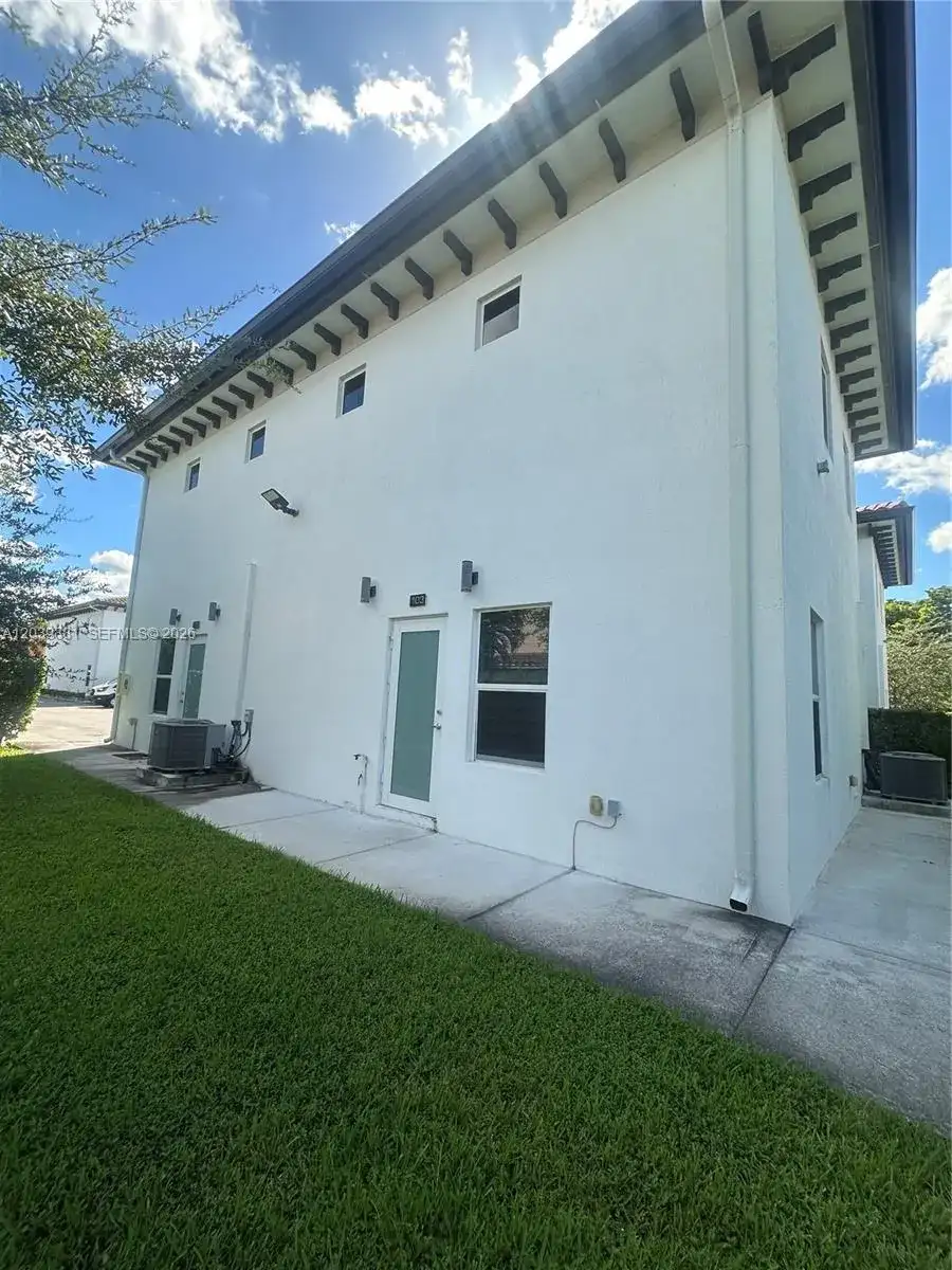6410 SW 139th Avenue Rd # 203, Miami FL 33183 photo 2