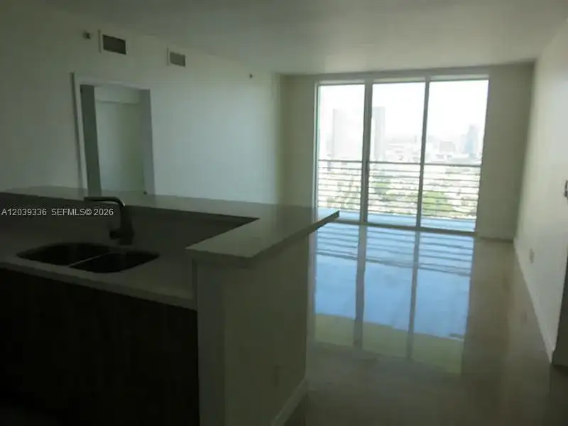 325 S BISCAYNE BLVD # 4122, Miami FL 33131 photo 3