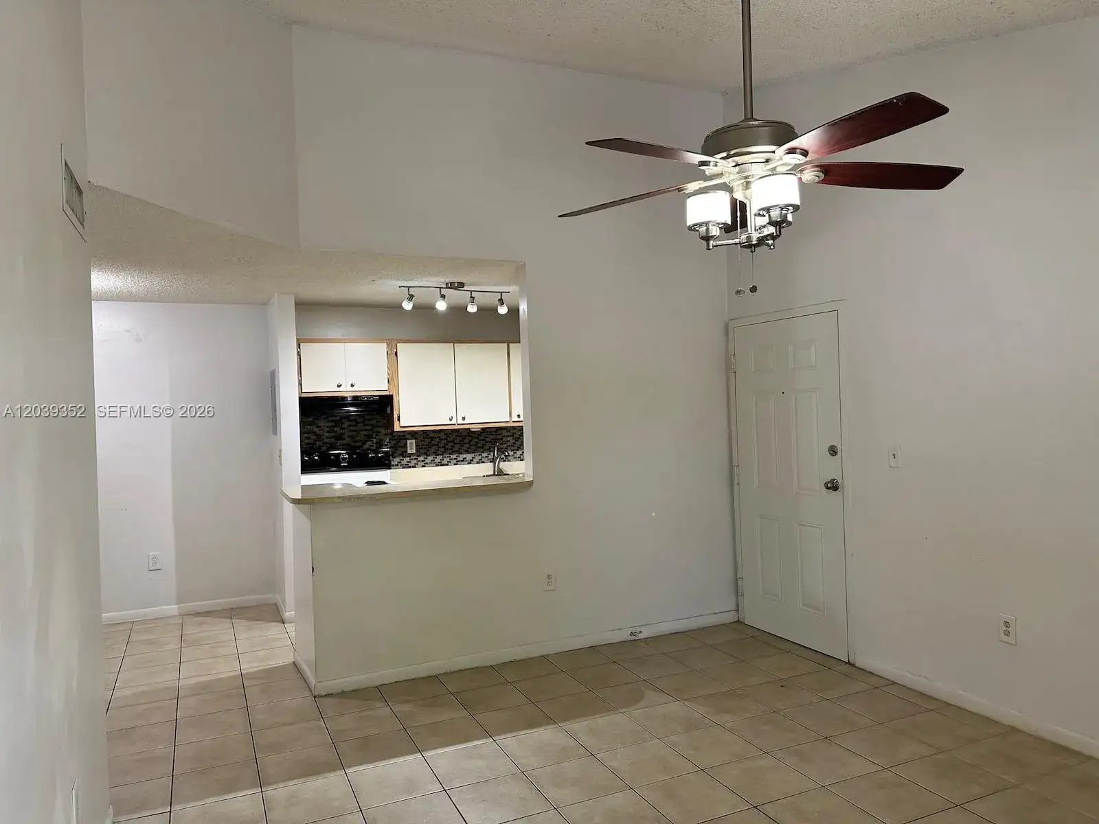 7200 NW 179th St # 311, Hialeah FL 33015 photo 2