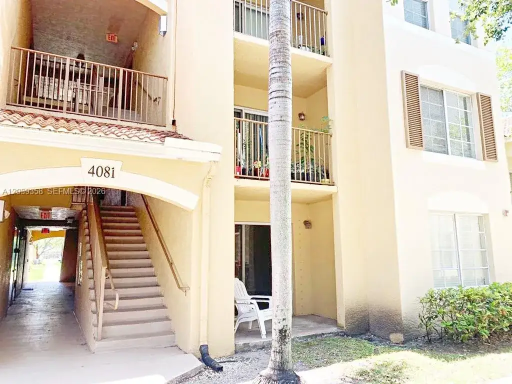 4081 San Marino Blvd # 206, West Palm Beach FL 33409