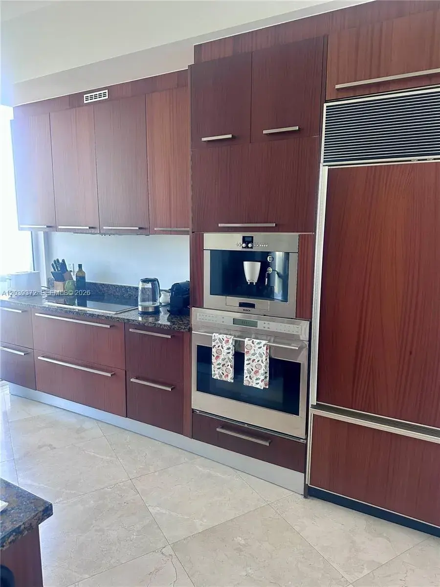 15811 Collins Ave # 1505, Sunny Isles Beach FL 33160