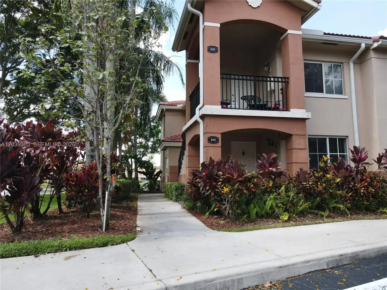 3486 Briar Bay Blvd # 101, West Palm Beach FL 33411 photo 2