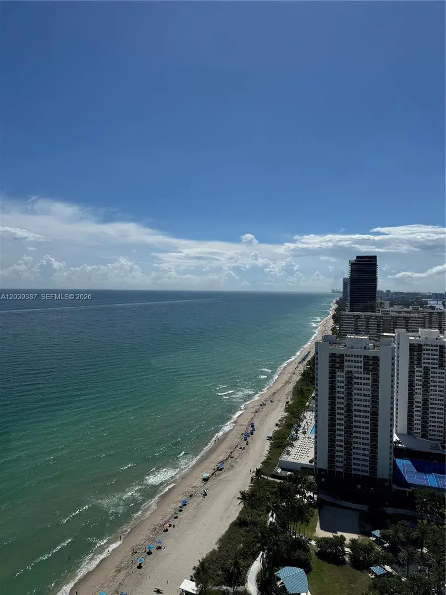 1830 S Ocean Dr # 3303, Hallandale Beach FL 33009