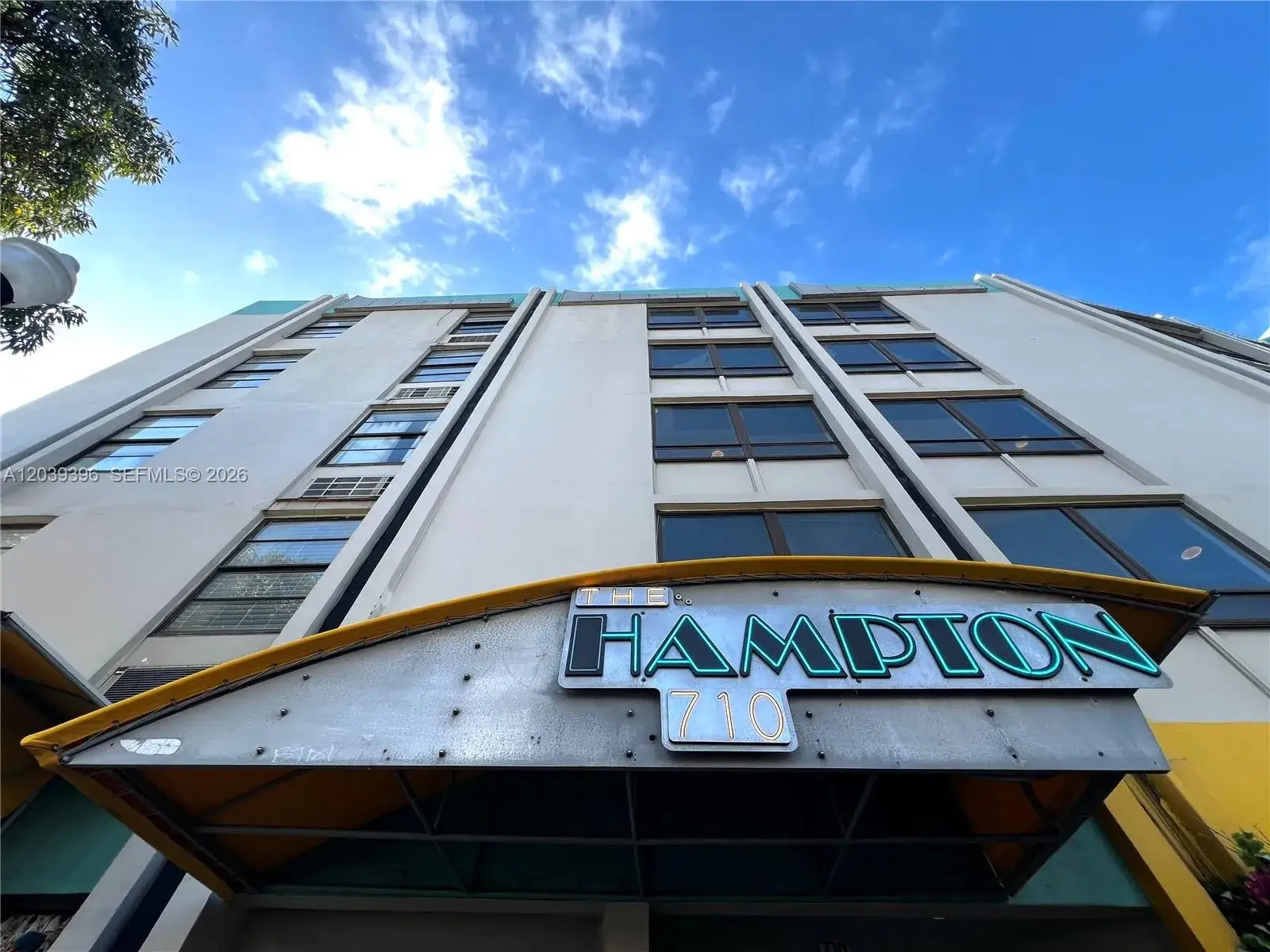 1 bath Residential for sale at 710 Washington Ave # 319, Miami Beach FL 33139