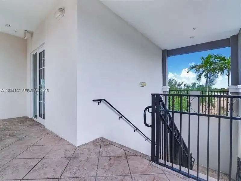 2101 SW 101st Ave # 204, Miramar FL 33025 photo 5