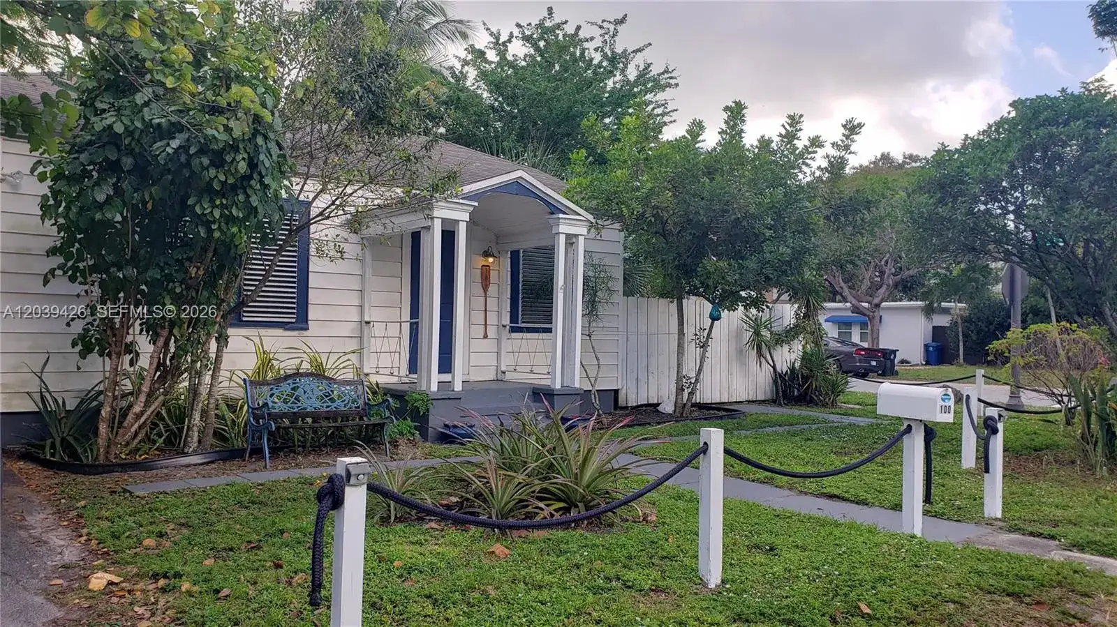 100 NE 5th St, Fort Lauderdale FL 33301 photo 2
