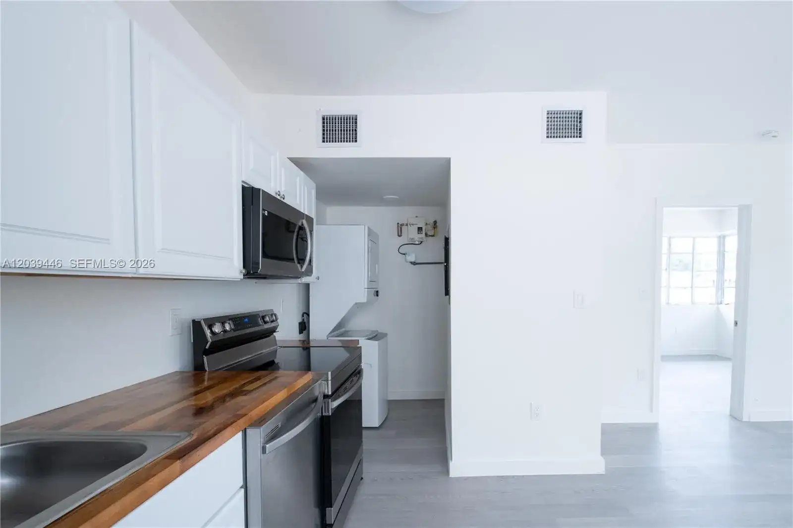 423 NE 71st St # 4, Miami FL 33138 photo 3