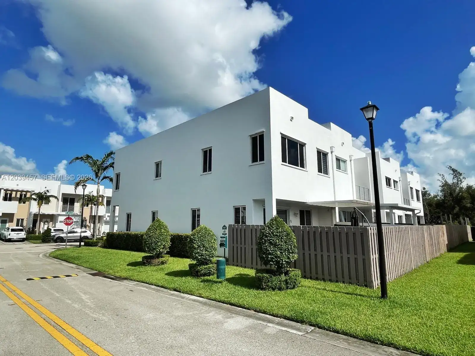 7243 NW 103rd Path, Doral FL 33178 photo 5