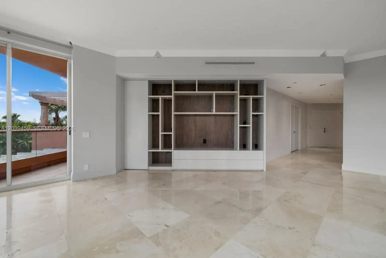 10 Edgewater Dr # 4H, Coral Gables FL 33133 photo 4