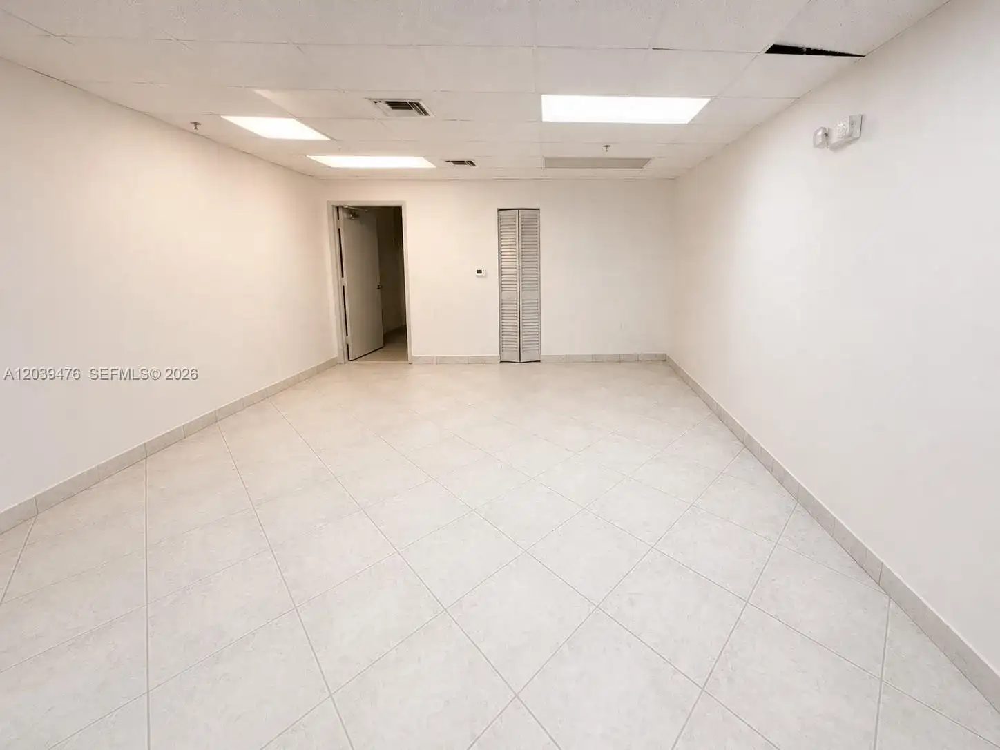 8554 NW 61st St, Miami FL 33166 photo 5