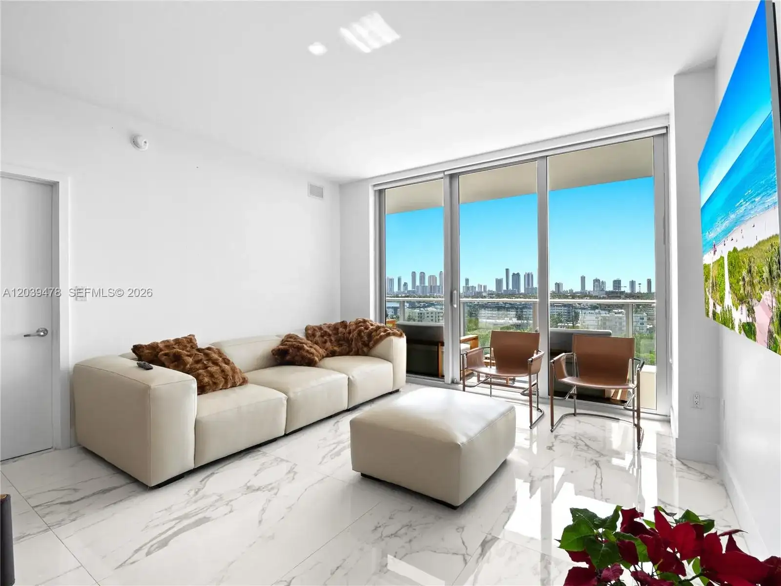 16385 Biscayne Blvd # 1117, North Miami Beach FL 33160 photo 4