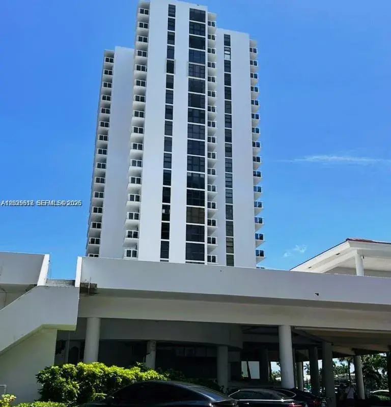 20515 E Country Club Dr # 142, Aventura FL 33180