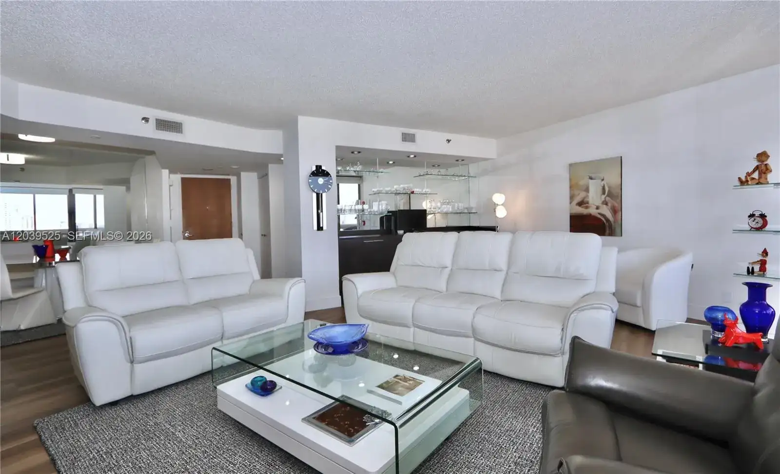 1000 Island Blvd # 2005, Aventura FL 33160 photo 3