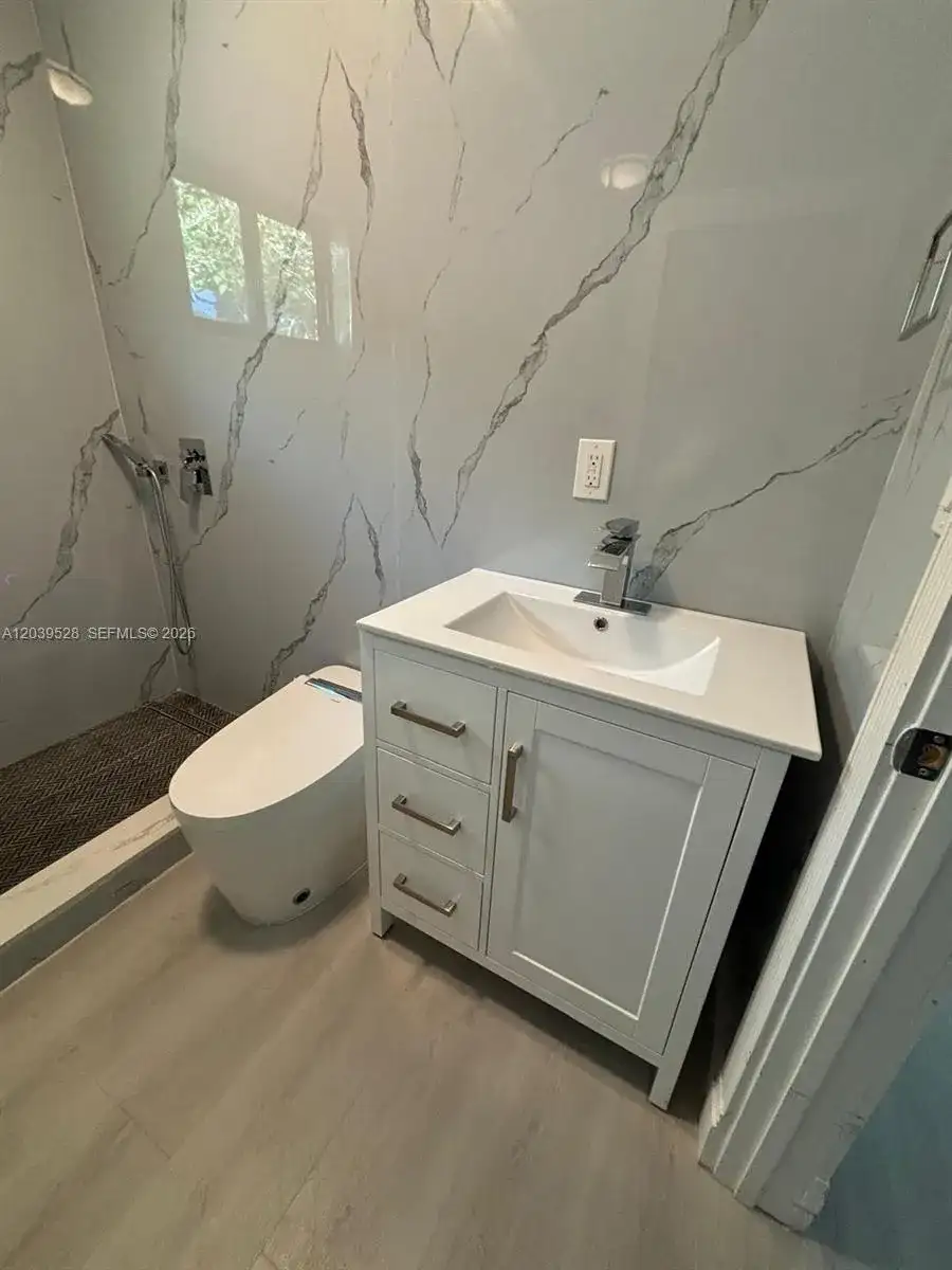 2150 SW 76th Ct, Miami FL 33155 photo 3