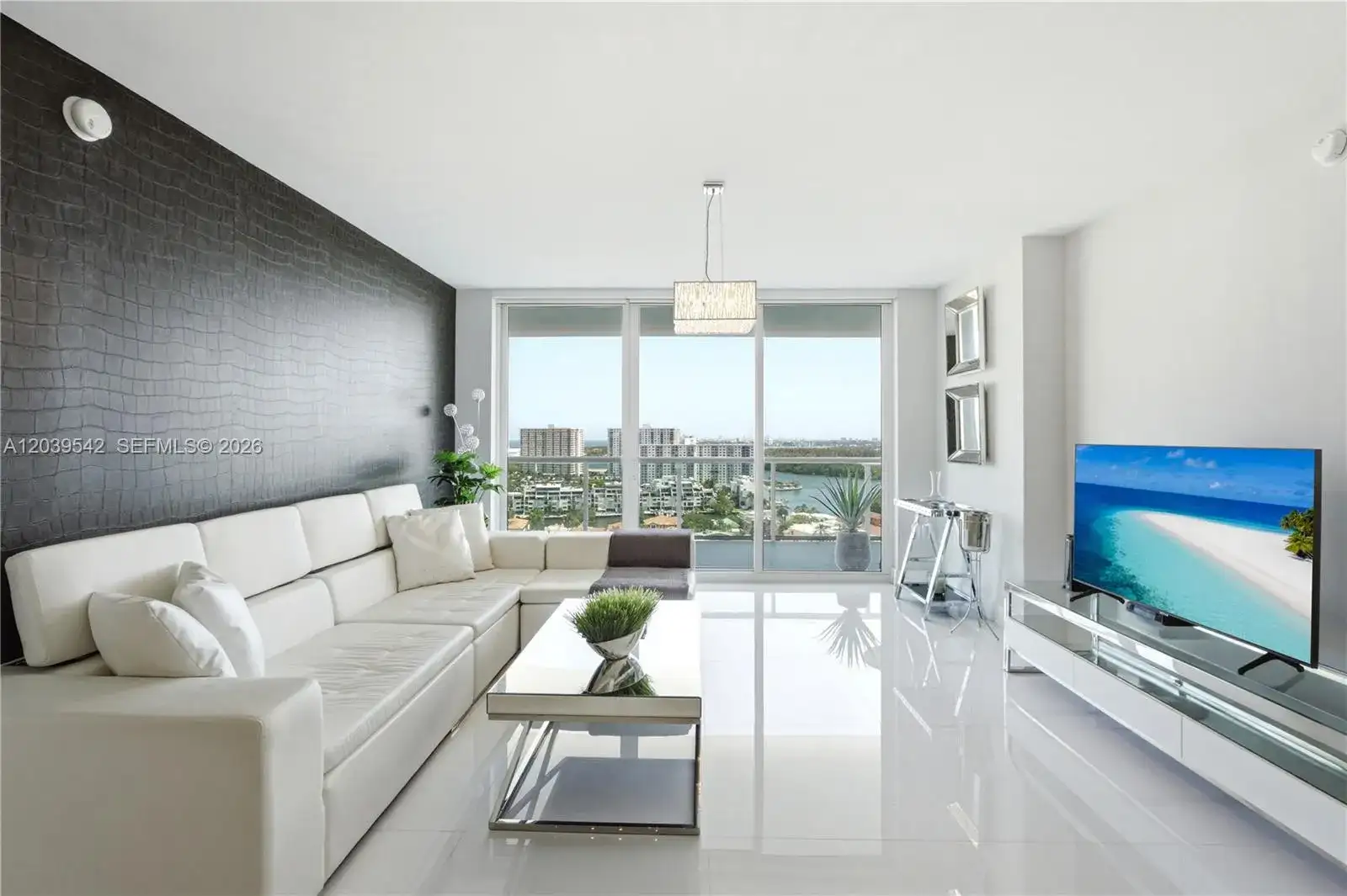 400 Sunny Isles Blvd # 1817, Sunny Isles Beach FL 33160 photo 5