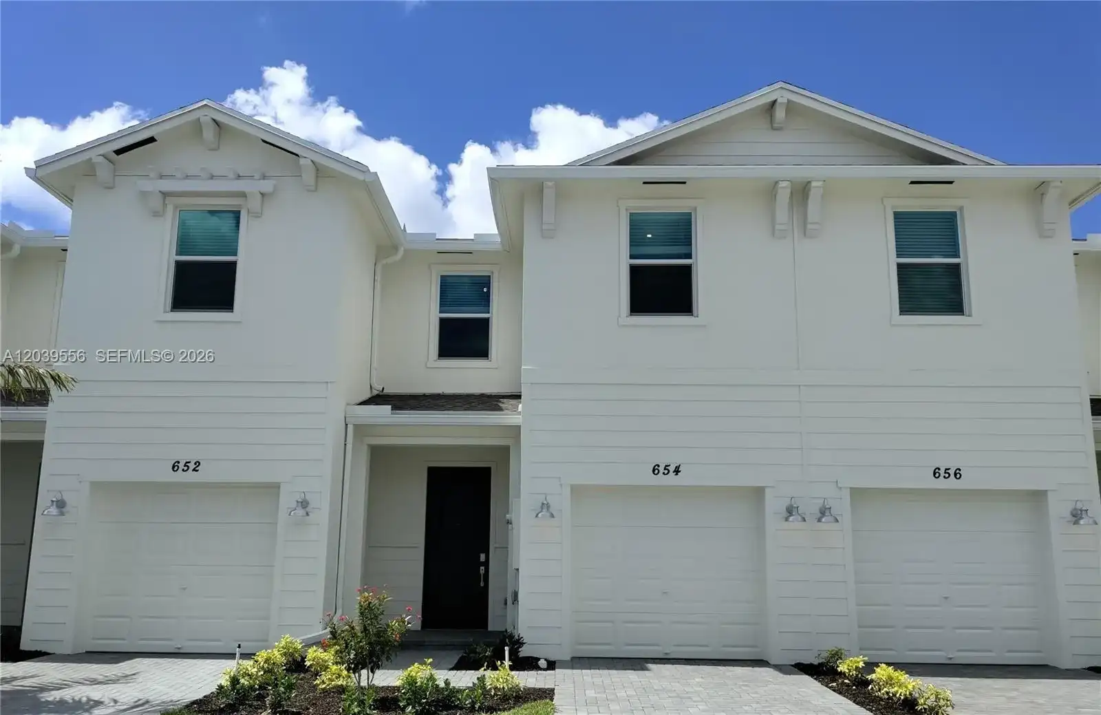 654 SE Lake Falls St # 654, Port St. Lucie FL 34984