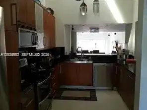 546 NE 199th Ln # 4W, Miami FL 33179 photo 4