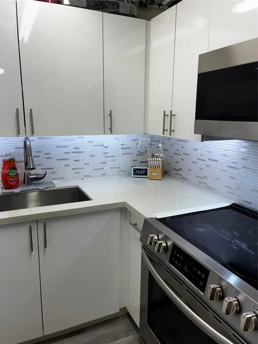 11101 Royal Palm Blvd # 214, Coral Springs FL 33065