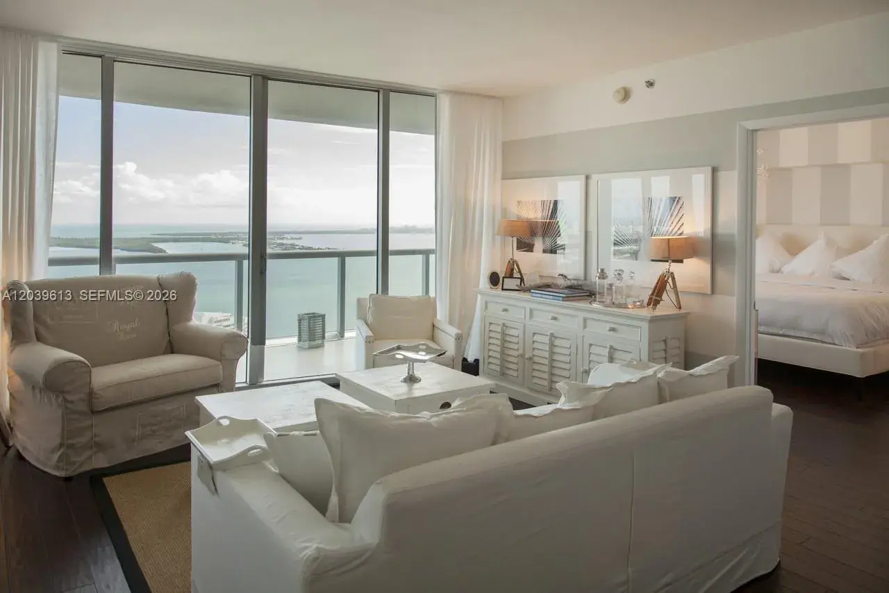 465 Brickell Ave # 4703, Miami FL 33131