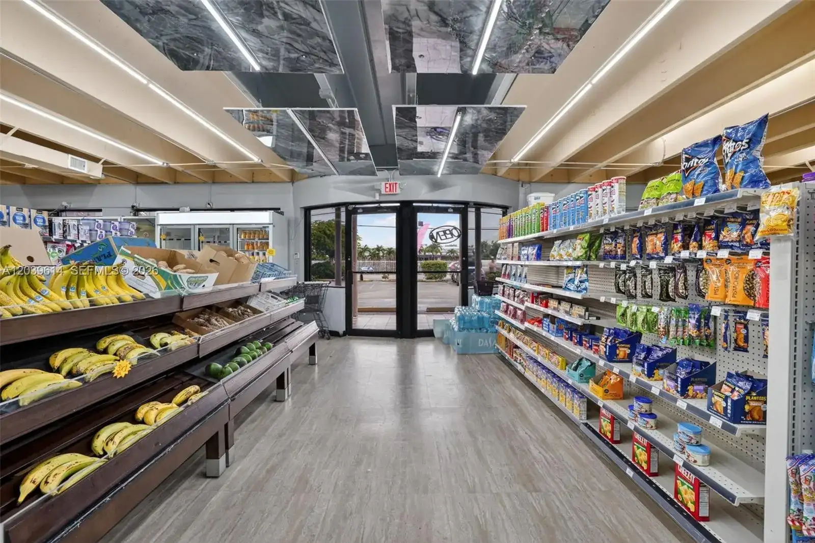 Turnkey Grocery, Convenience Store & Smoke Shop For Sale In Hialeah, Hialeah FL 33012 photo 3