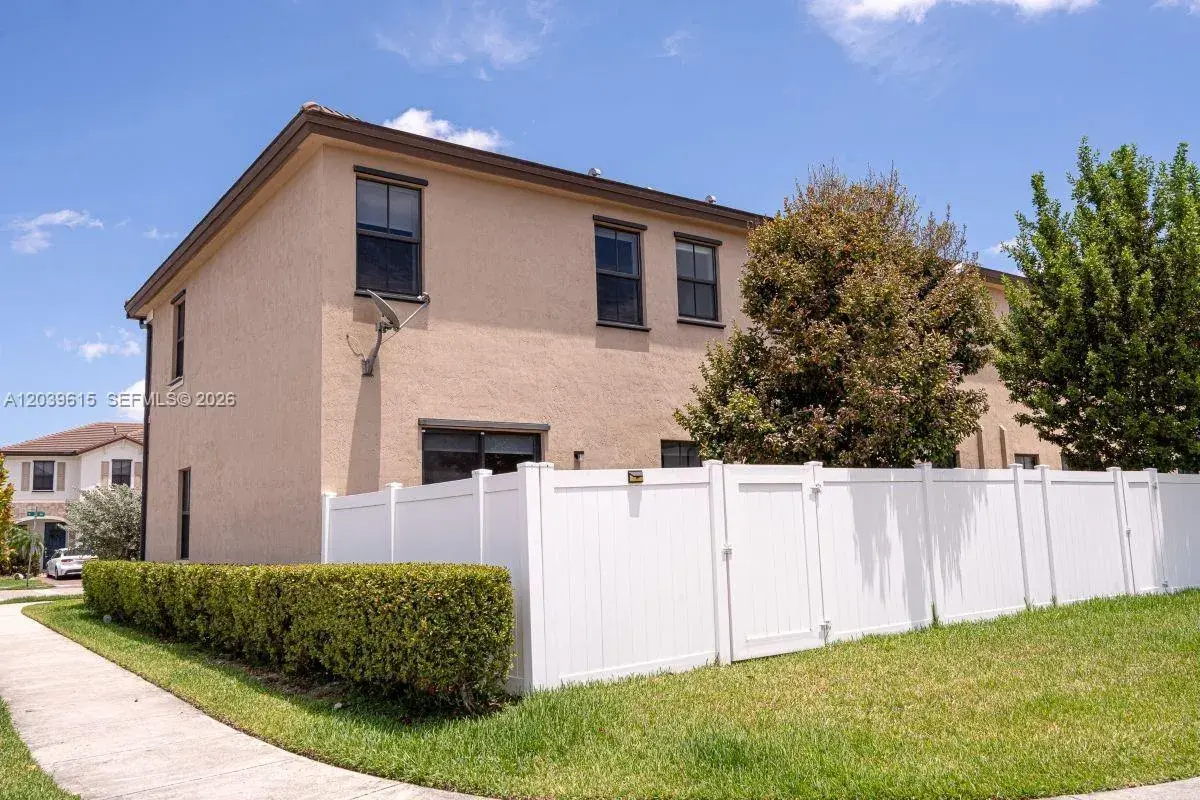 11064 W 33rd Way, Hialeah FL 33018