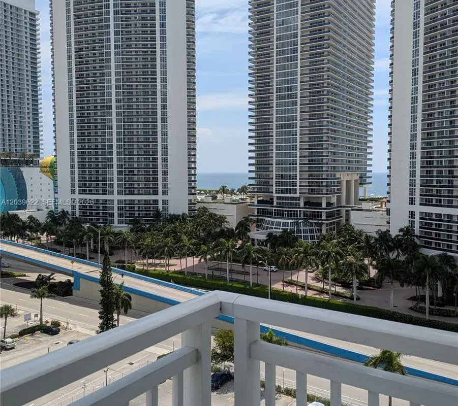 1849 S Ocean Dr # 1407, Hallandale Beach FL 33009