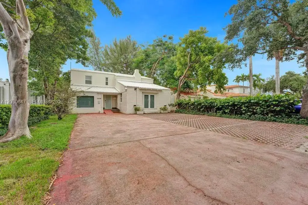 1225 Alton Rd, Miami Beach FL 33139 photo 2